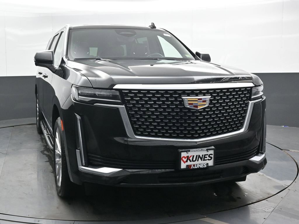 Used 2023 Cadillac Escalade ESV Premium Luxury image 5