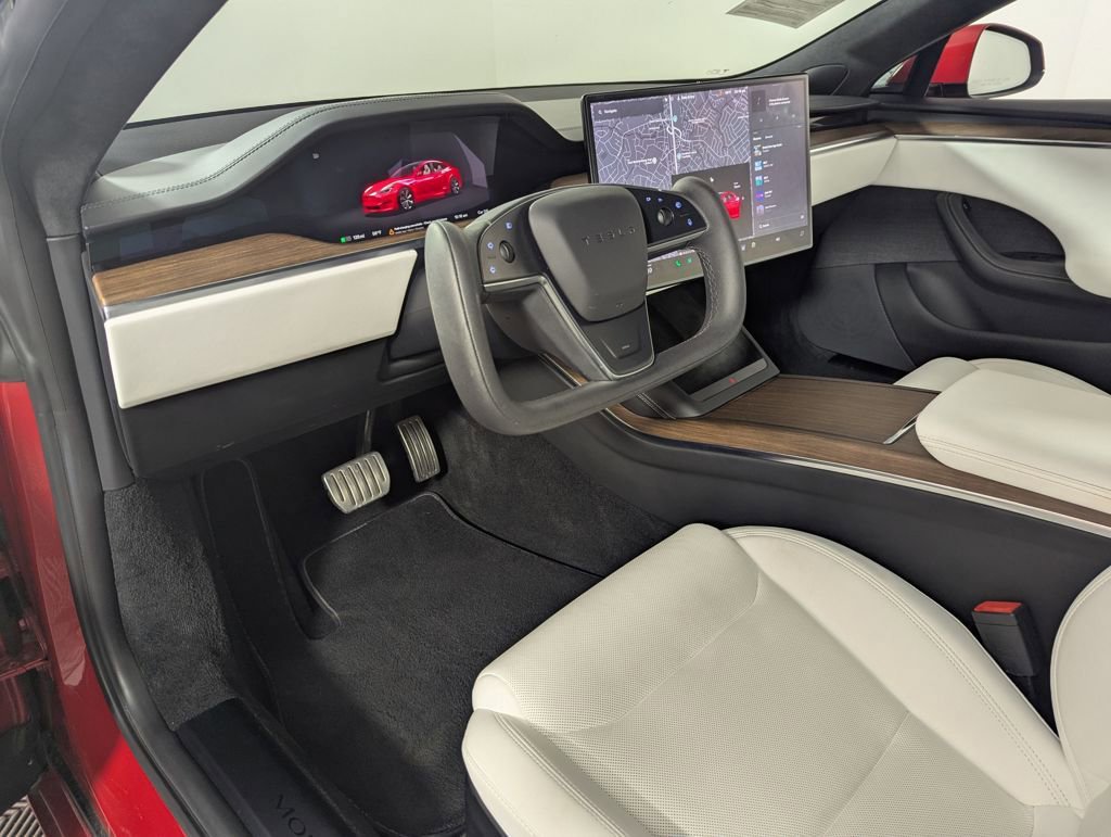 Used 2023 Tesla Model S Standard Range image 30