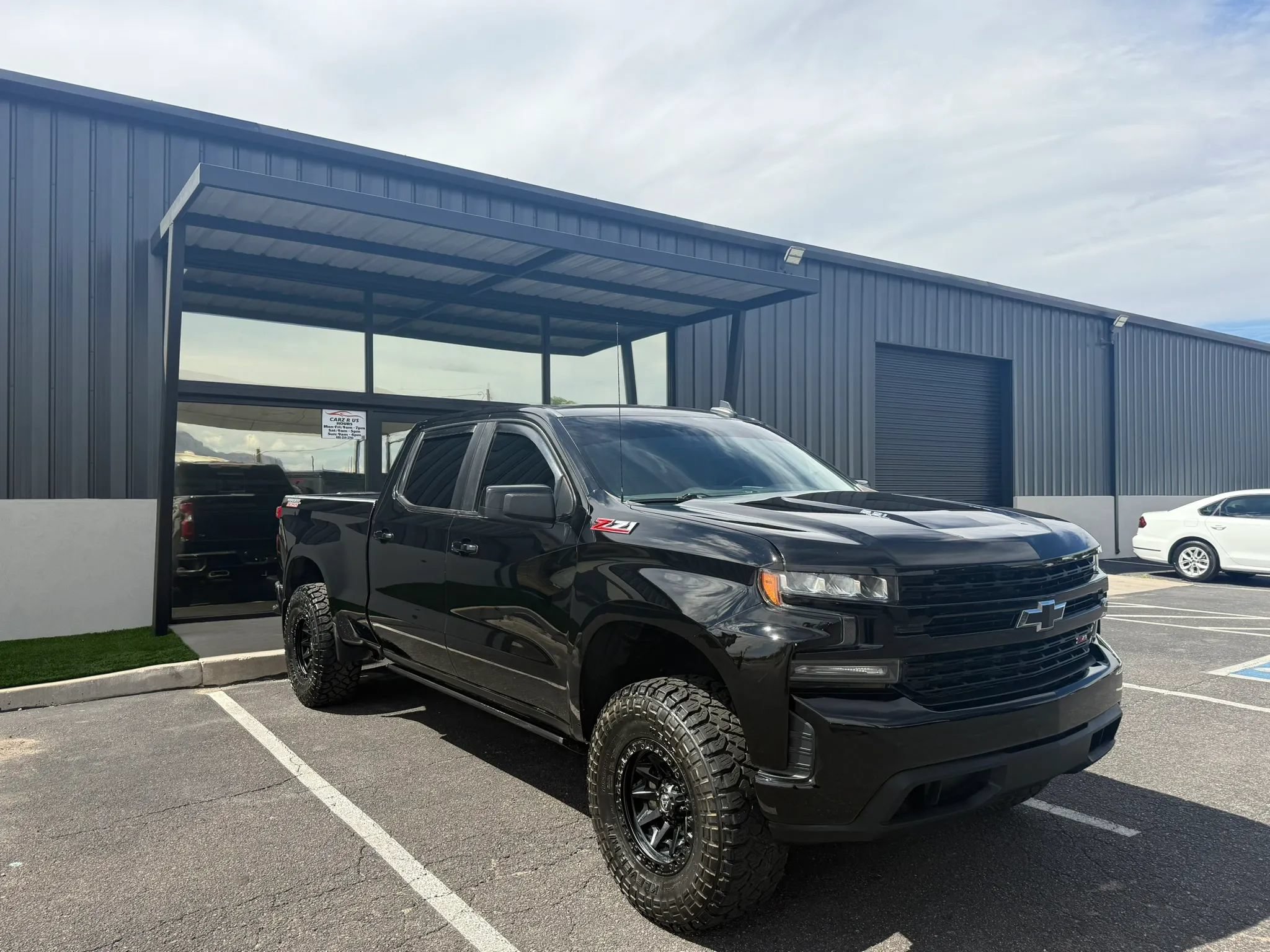 Used 2020 Chevrolet Silverado 1500 LT Trail Boss AWD/4WD image 12