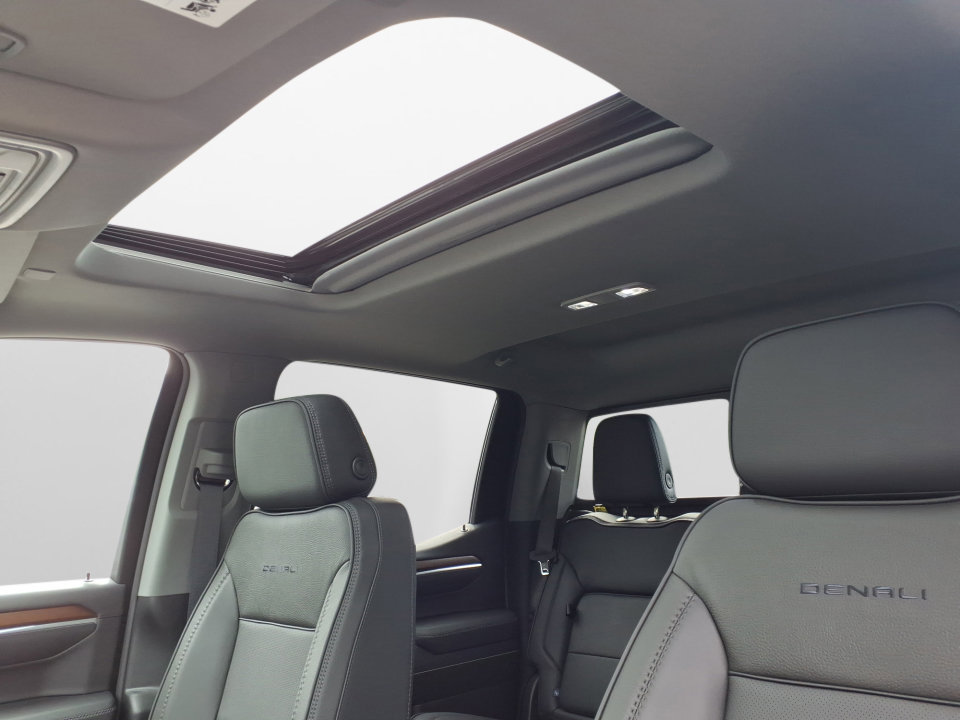 New 2026 GMC Sierra 1500 Denali image 13
