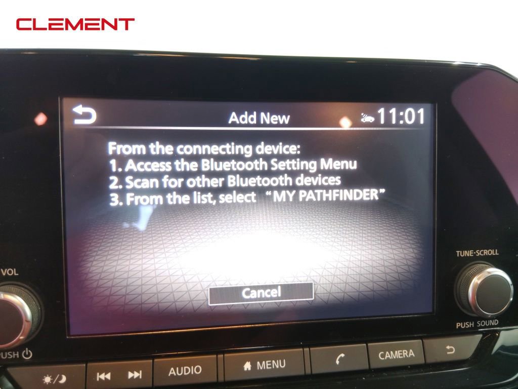 Used 2022 Nissan Pathfinder SV image 18