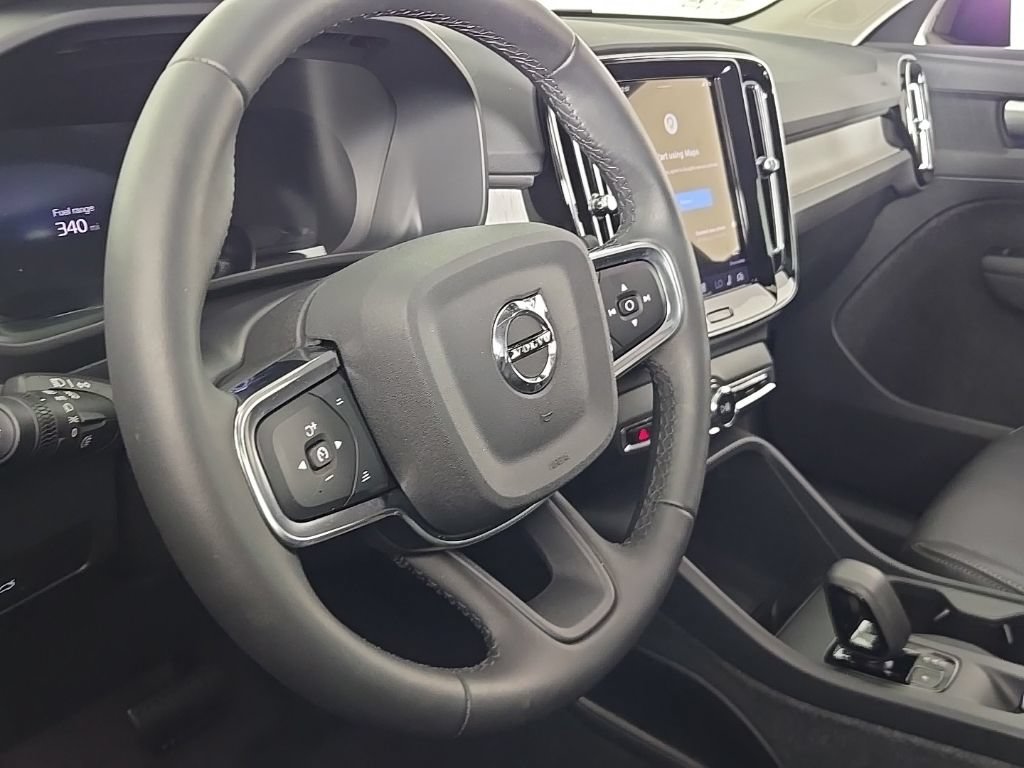 Certified 2024 Volvo XC40 B5 Core AWD/4WD image 22