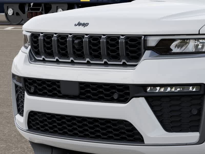 New 2027 Jeep Grand Cherokee Limited AWD/4WD image 11