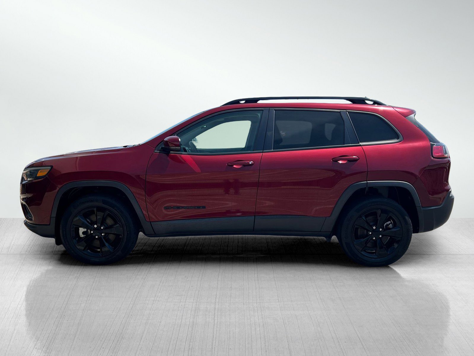 Used 2021 Jeep Cherokee Latitude Plus image 3