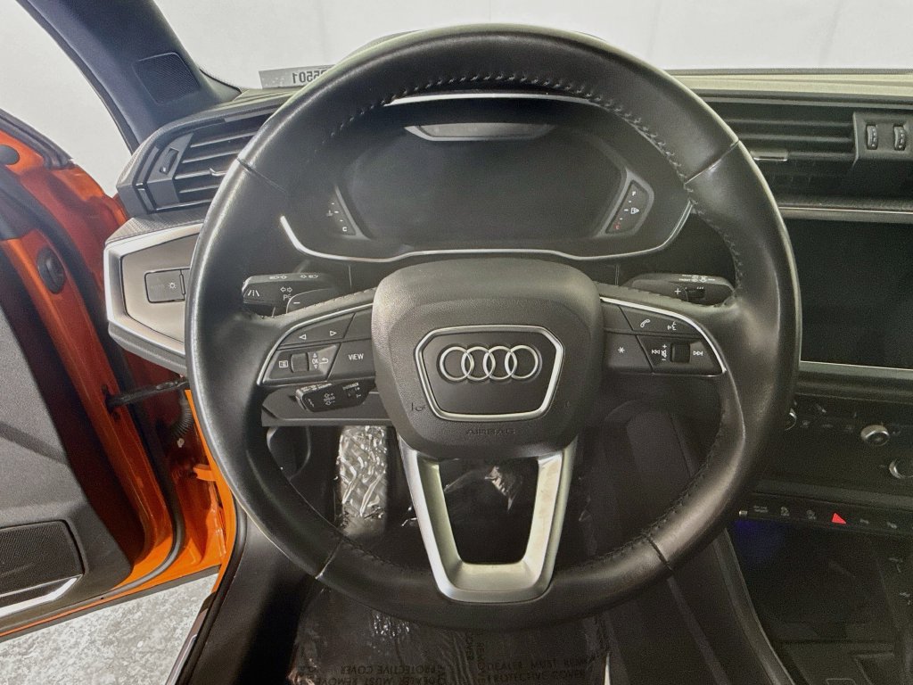 Used 2019 Audi Q3 2.0T Prestige w/ Prestige Package AWD/4WD image 12