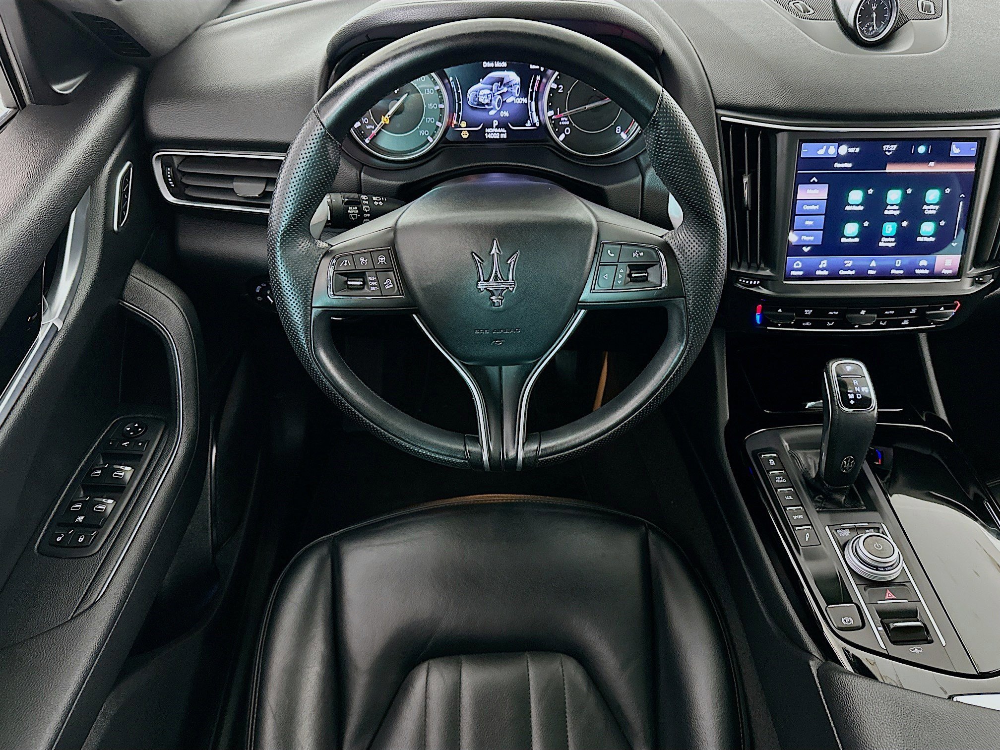 Used 2023 Maserati Levante Modena image 21