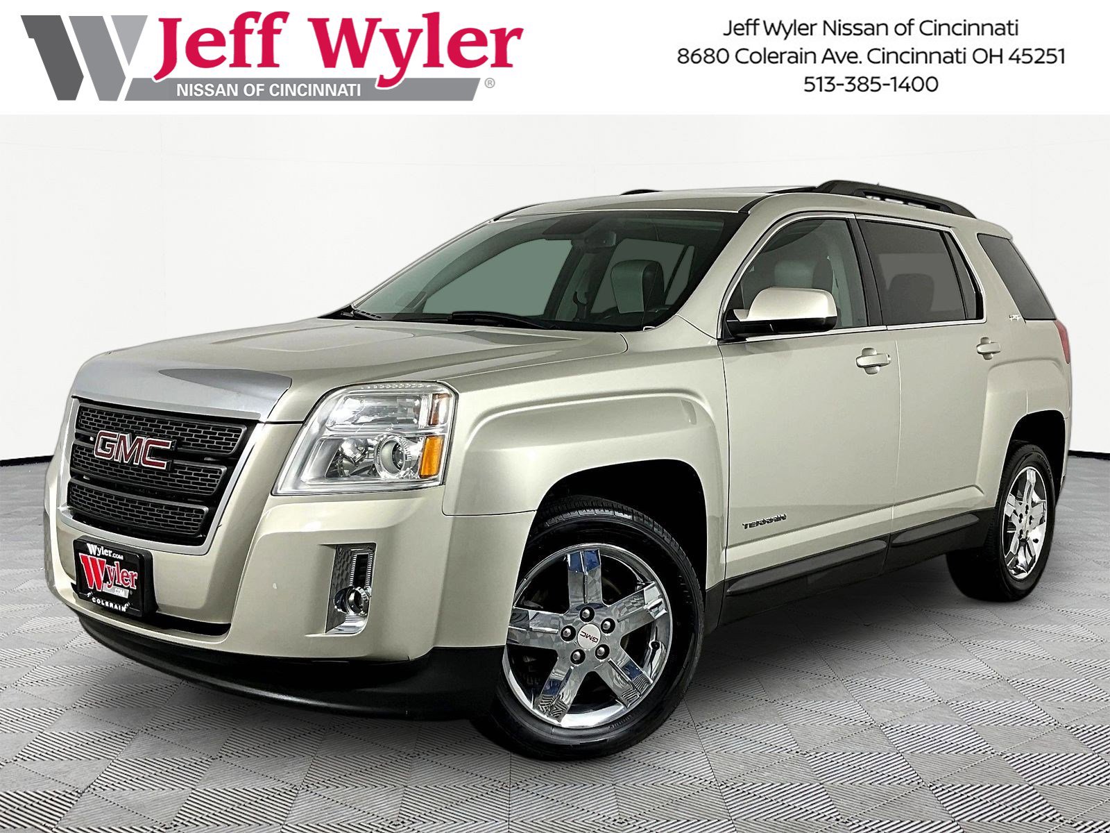 Used 2013 GMC Terrain SLT w/ Chrome and Technology Package FWD image 1