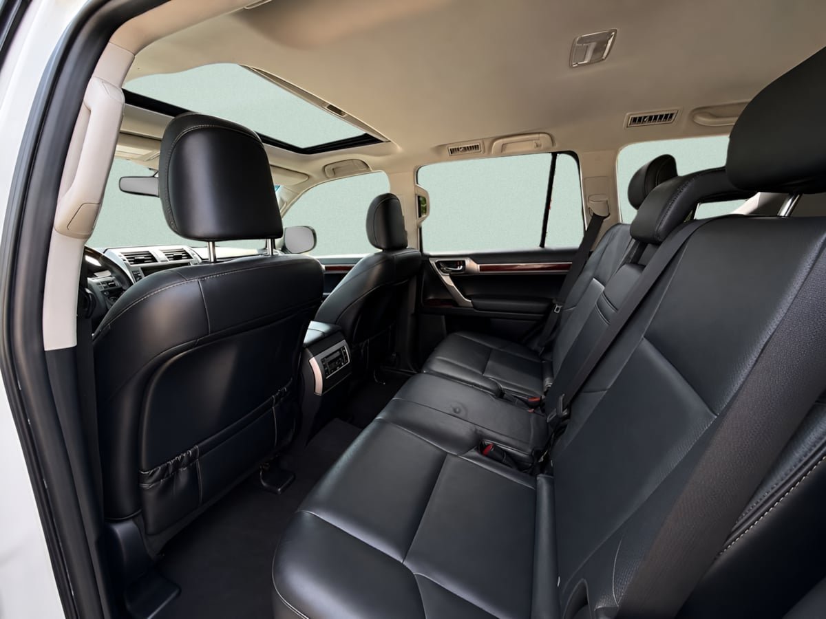 Used 2017 Lexus GX 460 Premium w/ Premium Package AWD/4WD image 22