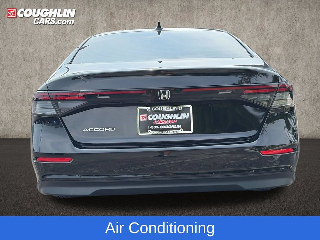 Used 2025 Honda Accord SE image 7