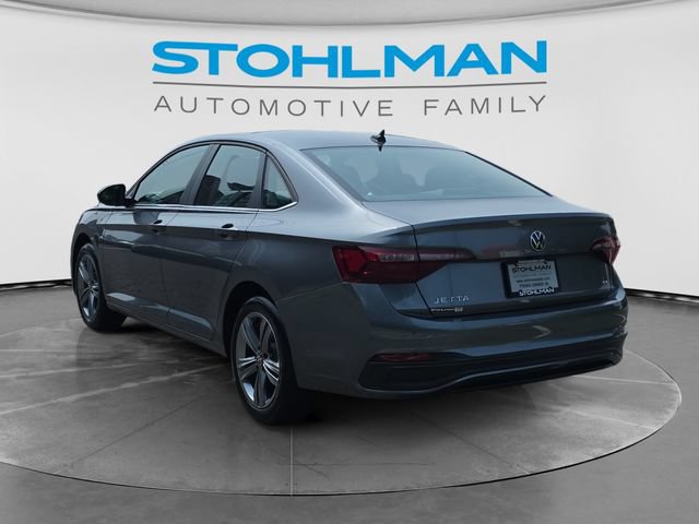 Used 2024 Volkswagen Jetta SE FWD image 7