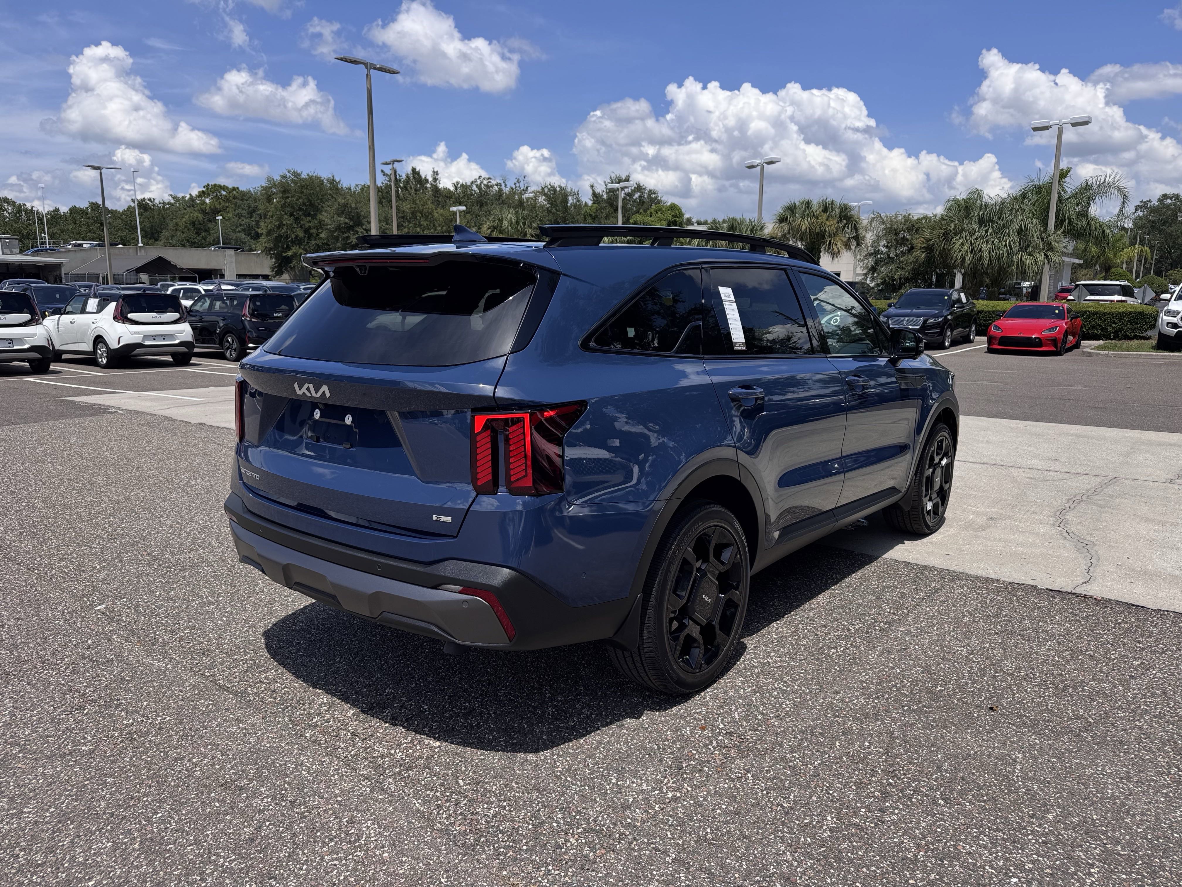 Certified 2024 Kia Sorento SX Prestige image 4