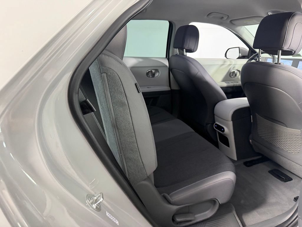 Used 2024 Hyundai Ioniq 5 SEL RWD image 21