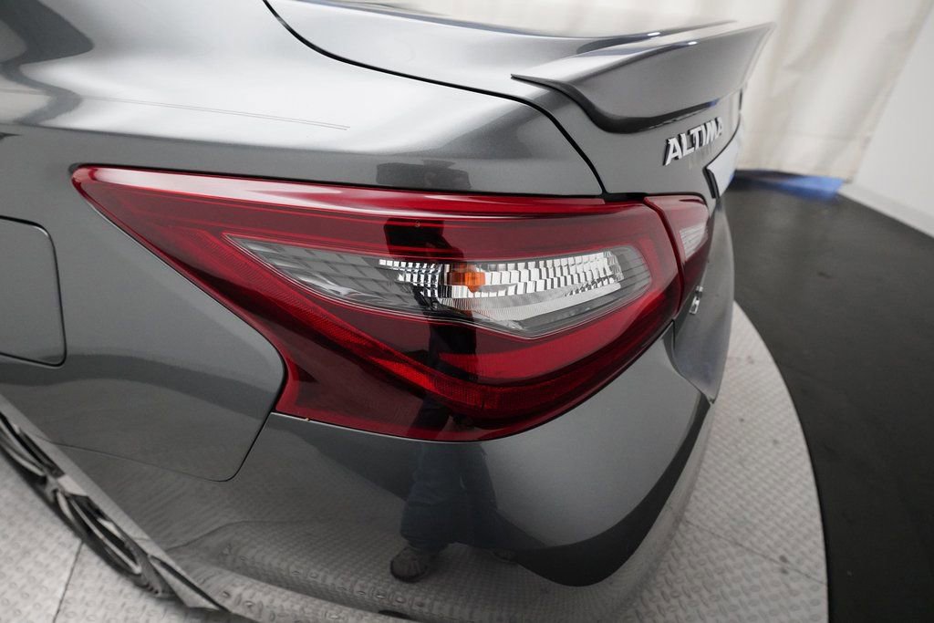 Used 2018 Nissan Altima 2.5 SR image 31