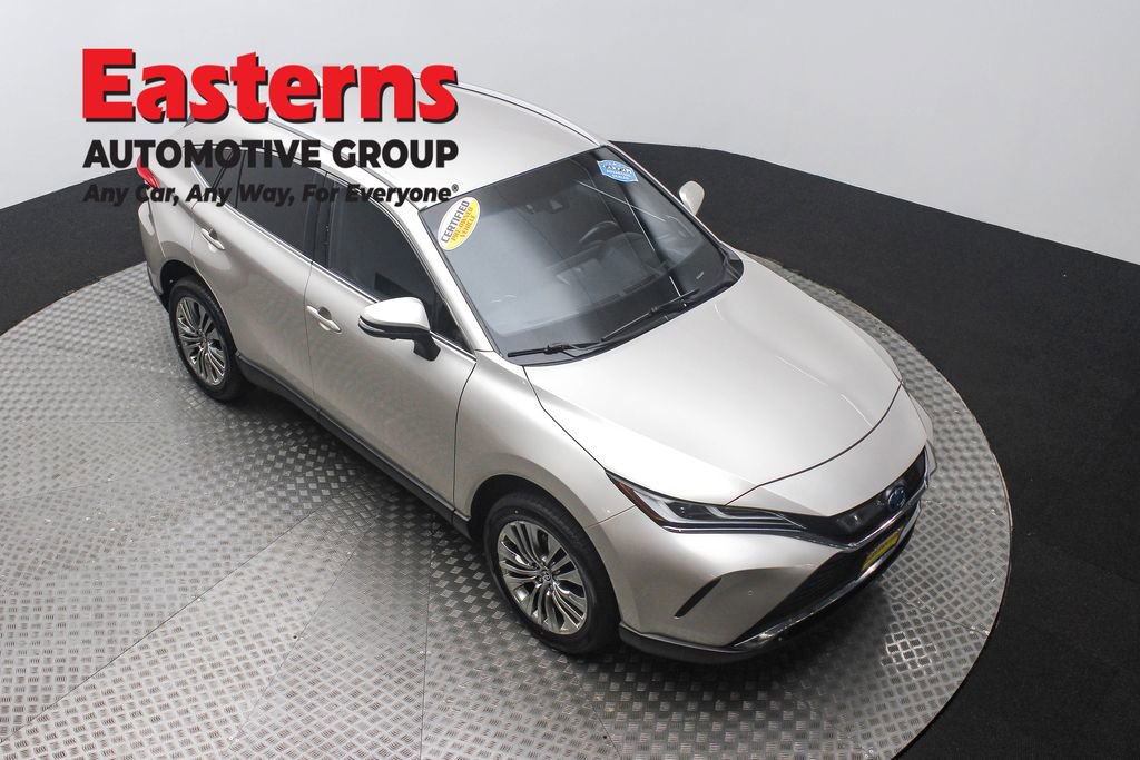 Used 2023 Toyota Venza Limited AWD/4WD image 3