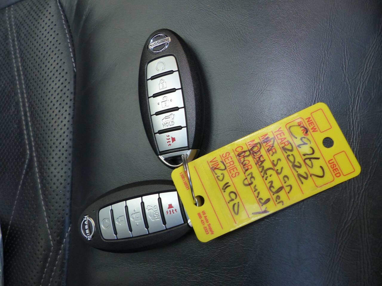 Used 2022 Nissan Pathfinder Platinum w/ Cargo Package FWD image 53