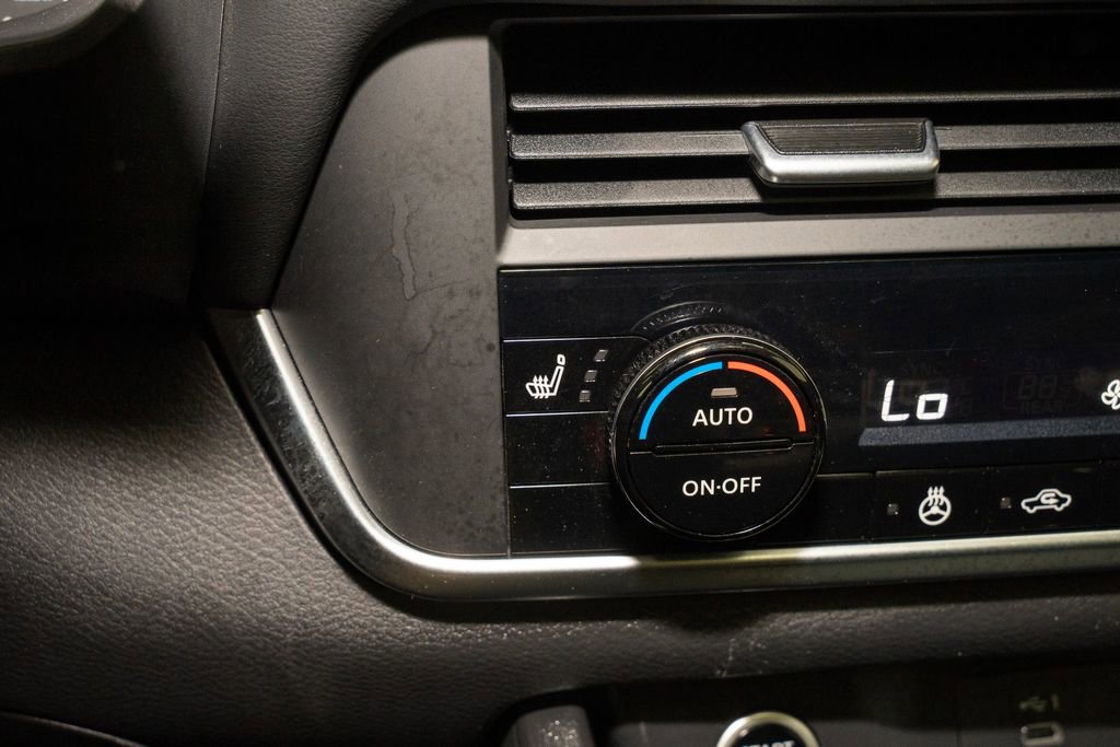 Certified 2023 Nissan Rogue SV w/ SV Premium B Package image 16