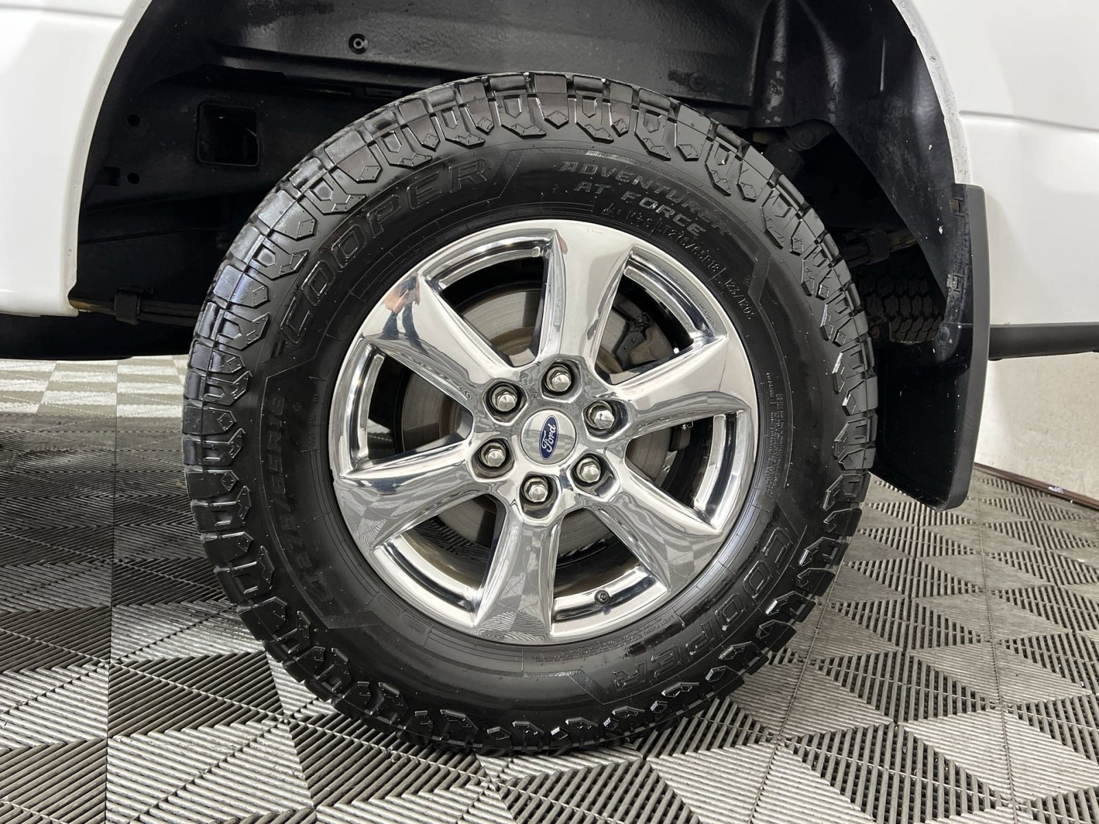 Used 2019 Ford F150 XLT w/ Max Trailer Tow Package image 12