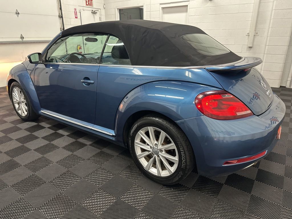 Used 2018 Volkswagen Beetle 2.0T S image 7