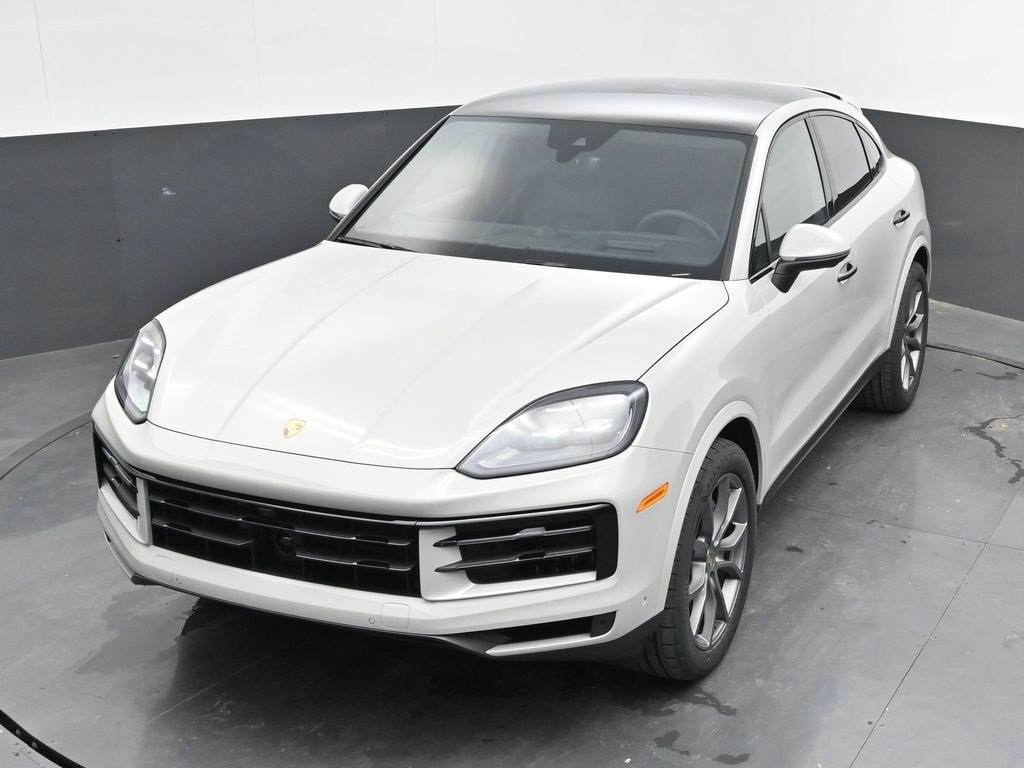 New 2025 Porsche Cayenne Coupe image 40