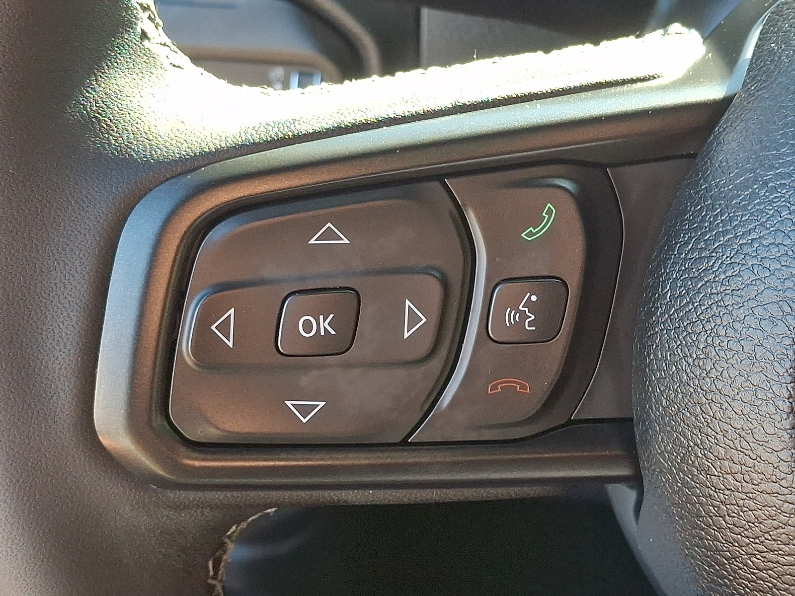 Used 2025 Jeep Wrangler Sport AWD/4WD image 20
