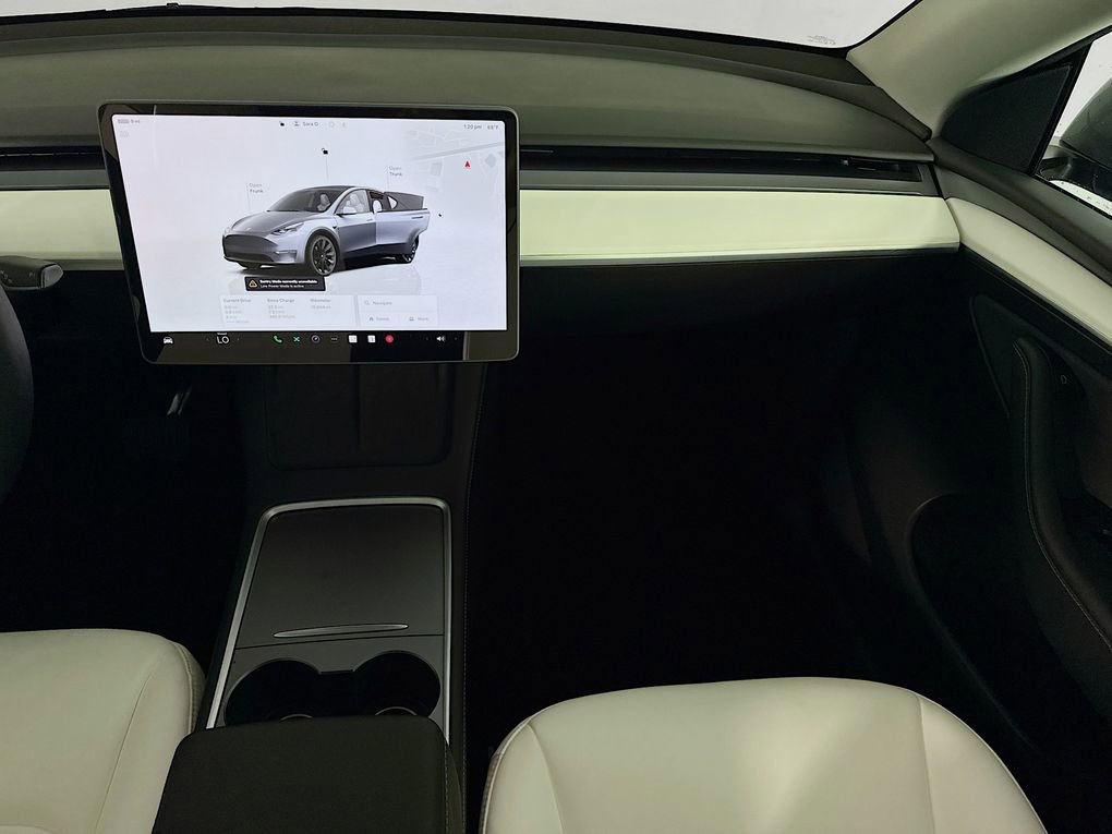 Used 2025 Tesla Model Y Long Range image 21