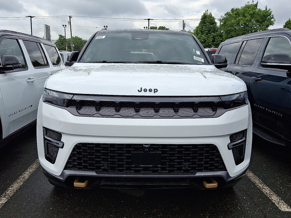 New 2026 Jeep Grand Wagoneer 4WD image 2