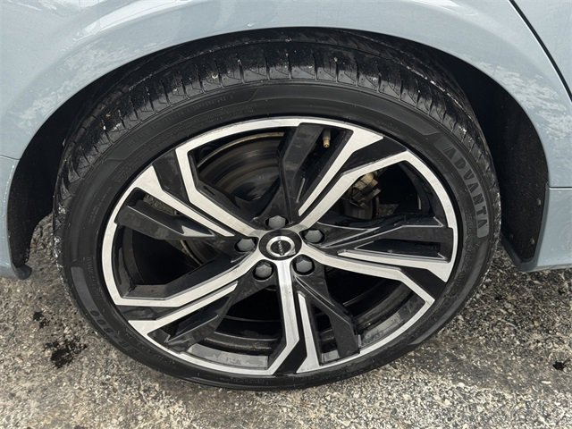 Used 2024 Volvo S60 B5 Plus image 12