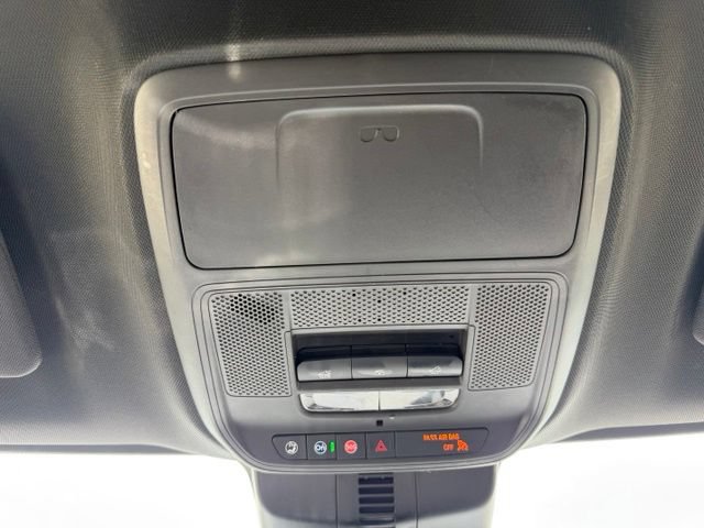 Used 2025 Chevrolet Traverse Z71 w/ Driver Confidence Package AWD/4WD image 17