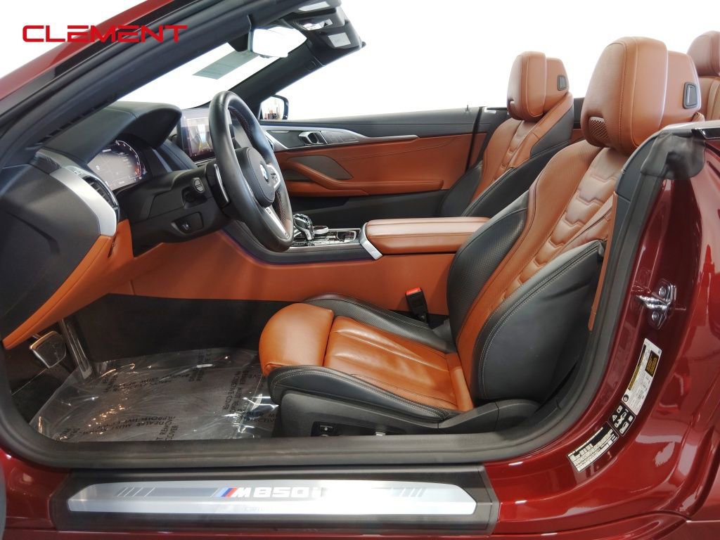 Used 2024 BMW M850i xDrive Convertible image 25