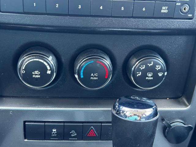 Used 2010 Jeep Liberty Sport w/ Popular Equipment Group AWD/4WD image 26
