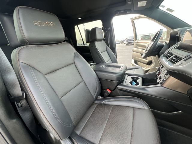 Certified 2024 Chevrolet Tahoe High Country w/ Advanced Technology Package image 34