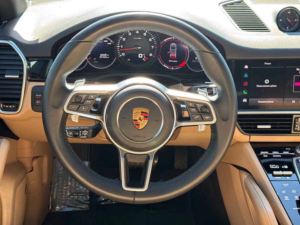 Used 2023 Porsche Cayenne Platinum Edition image 24