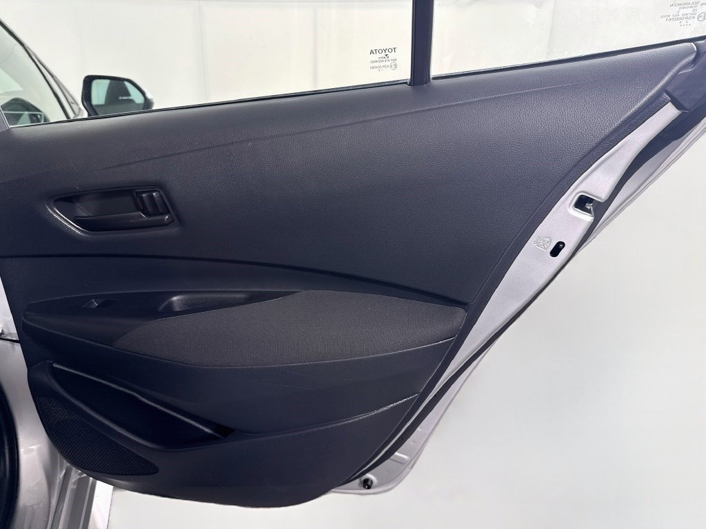 Used 2025 Toyota Corolla LE FWD image 26