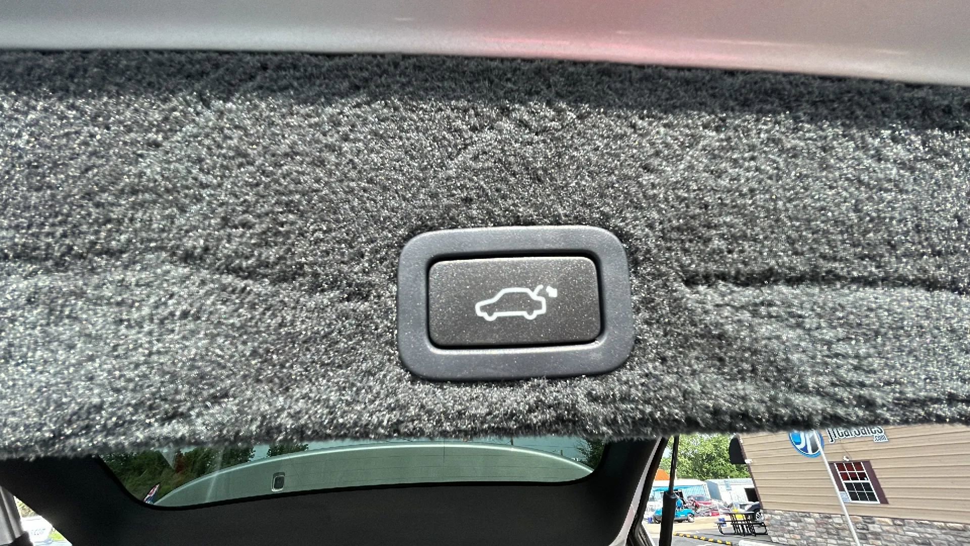 Used 2010 Volvo XC60 T6 AWD/4WD image 33