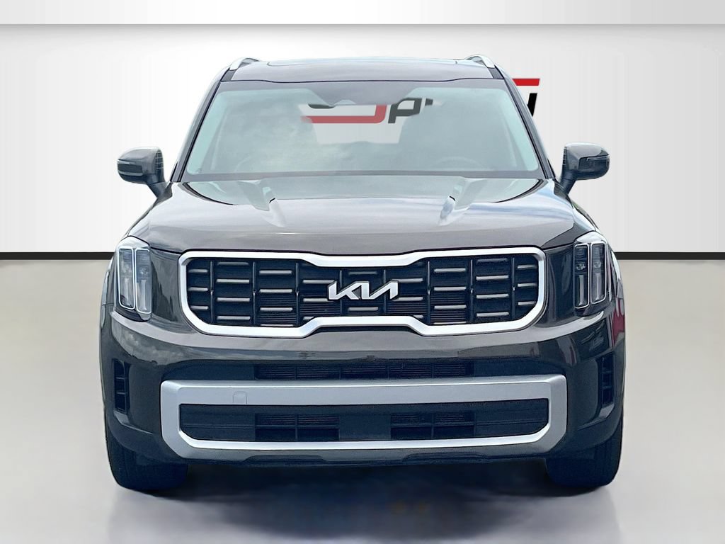 Used 2025 Kia Telluride S AWD/4WD image 2