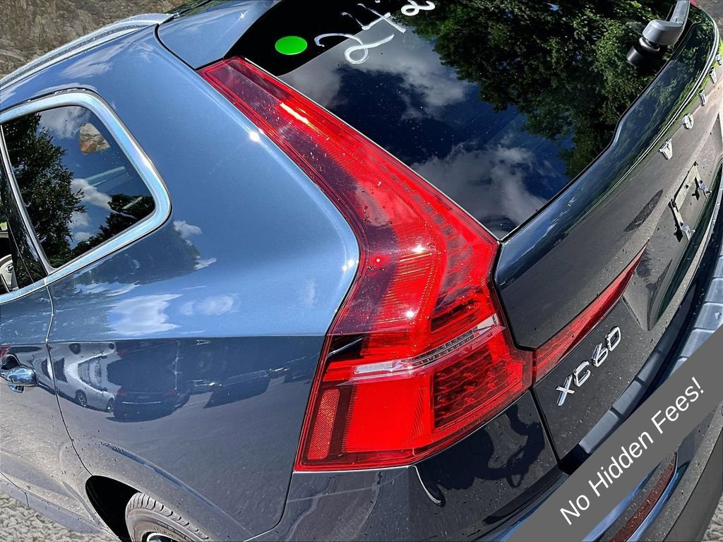 Used 2020 Volvo XC60 T6 Momentum w/ Protection Package Premier AWD/4WD image 27