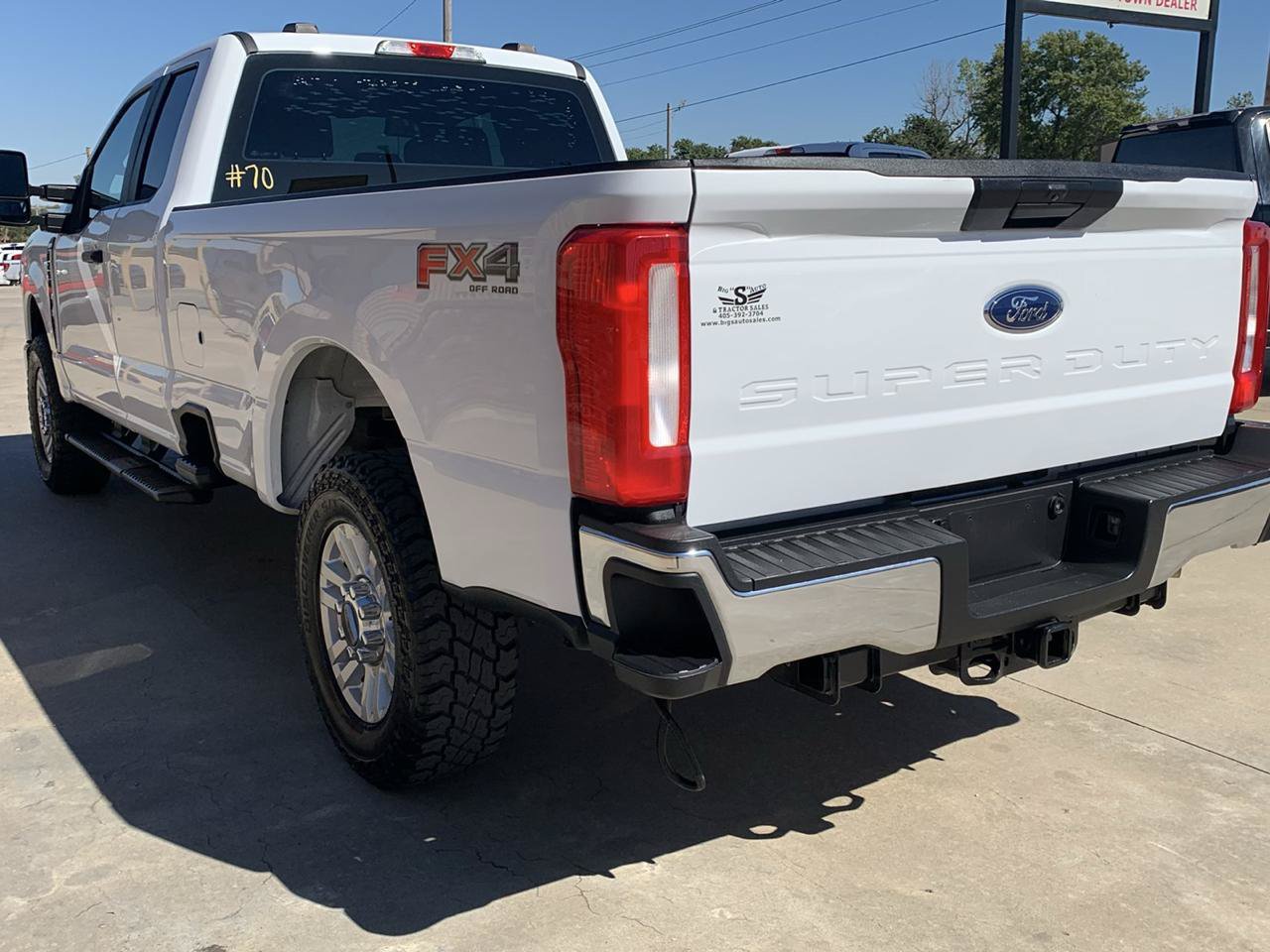 Used 2023 Ford F250 XL w/ XL Driver Assist Package AWD/4WD image 4