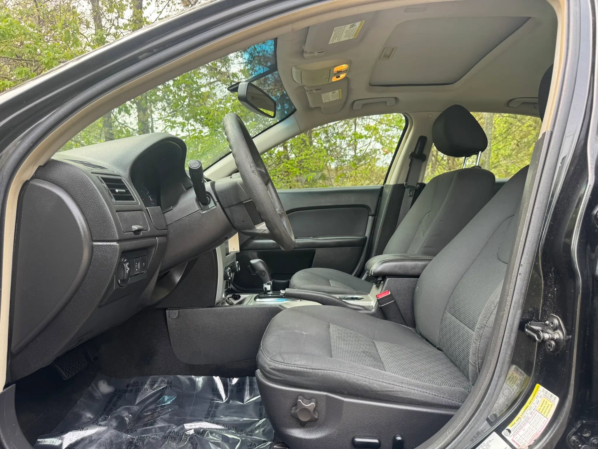 Used 2012 Ford Fusion SE image 13