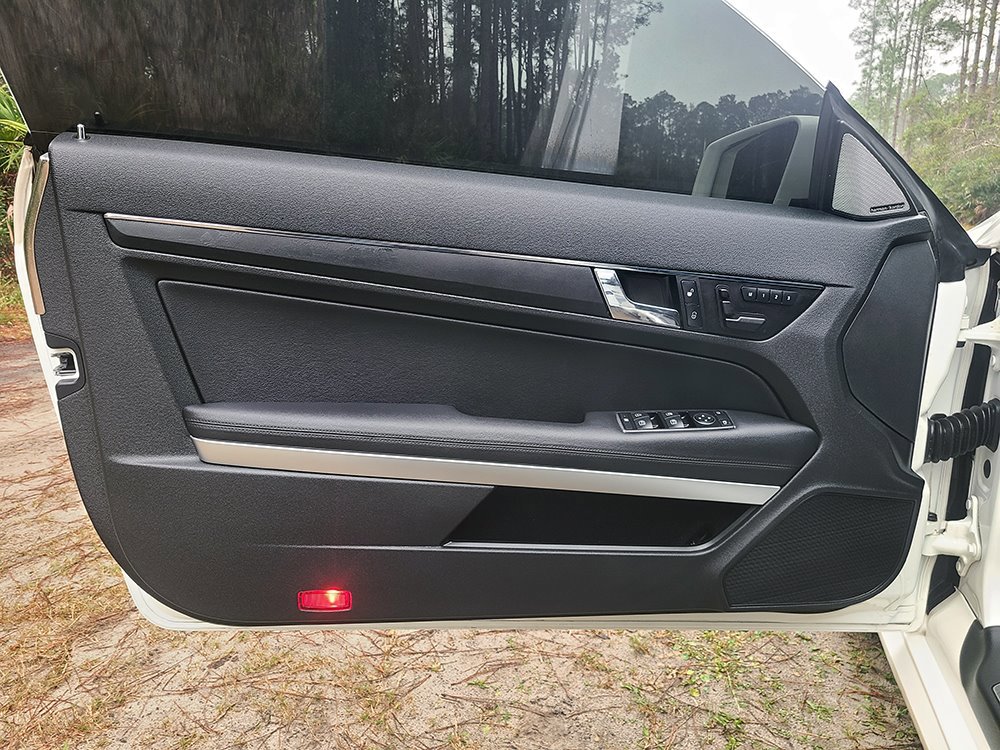 Used 2010 Mercedes-Benz E 550 Coupe image 20