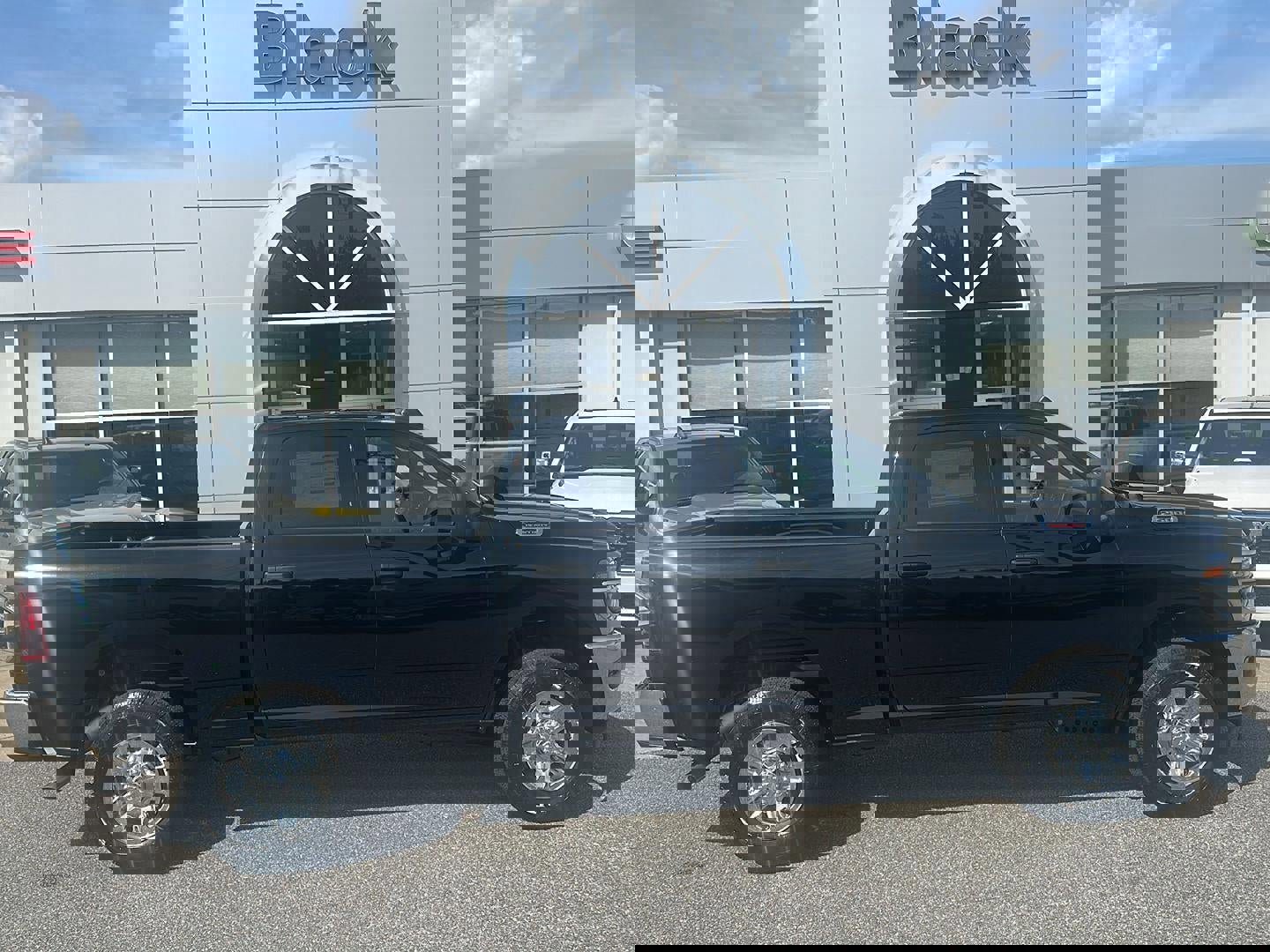 New 2026 RAM 2500 Tradesman w/ Chrome Appearance Group image 3