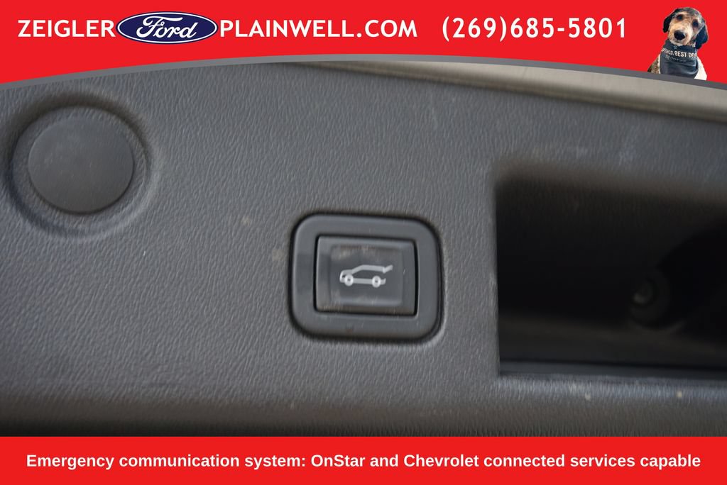 Used 2023 Chevrolet Equinox RS w/ LPO, Floor Liner Package FWD image 11