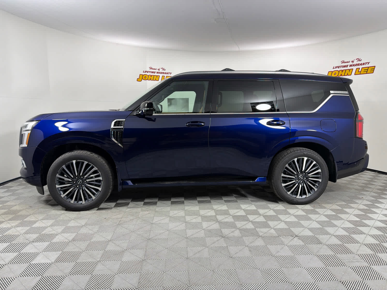 New 2026 Nissan Armada Platinum Reserve image 2