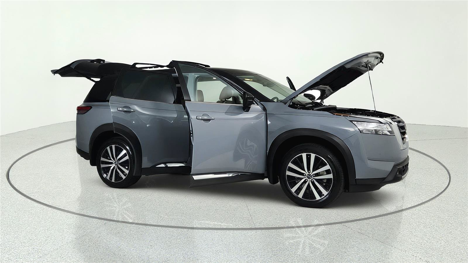 Used 2024 Nissan Pathfinder Platinum FWD image 8