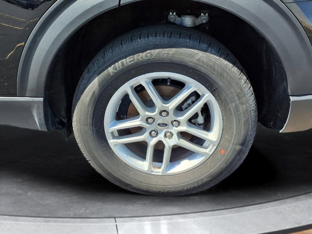 New 2026 Ford Explorer Active AWD/4WD image 17
