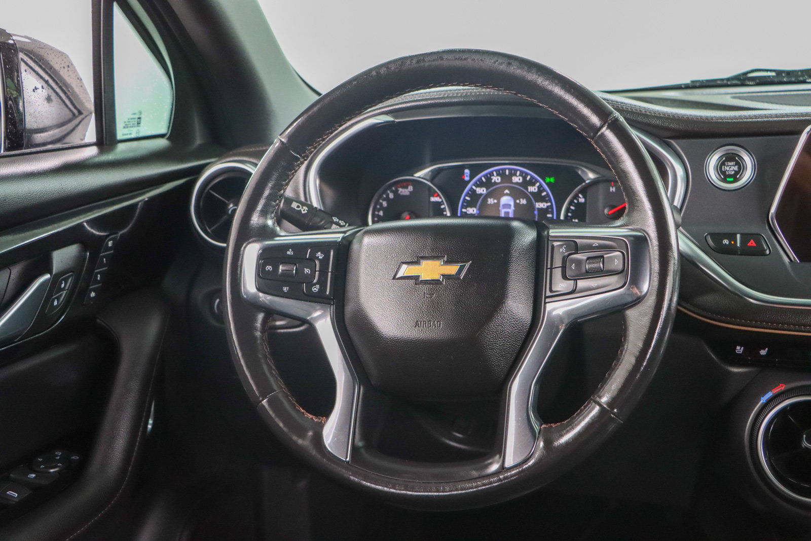 Used 2022 Chevrolet Blazer Premier w/ Enhanced Convenience Package FWD image 12