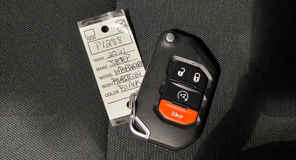 Used 2021 Jeep Wrangler Unlimited Rubicon w/ Uconnect 4C Nav & Sound Group AWD/4WD image 55