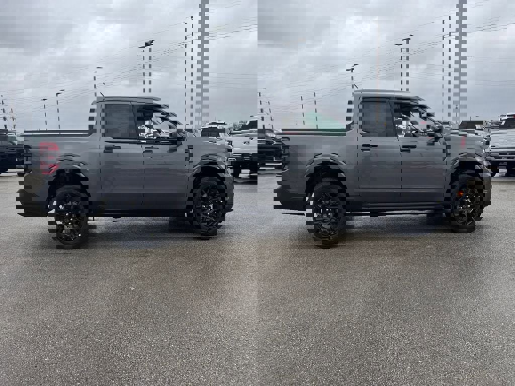 New 2026 Ford Maverick XLT w/ Black Appearance Package image 7