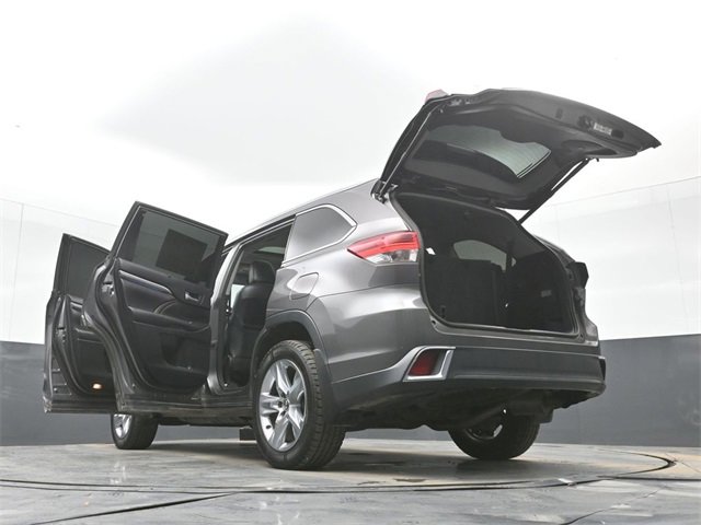 Used 2017 Toyota Highlander Limited image 58