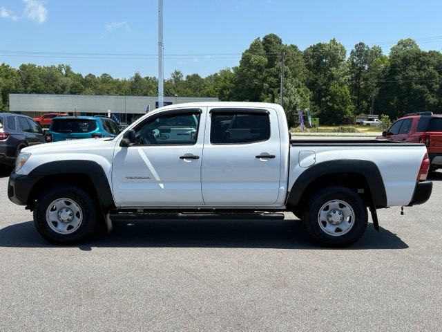 Used 2014 Toyota Tacoma PreRunner w/ Convenience Package RWD image 2