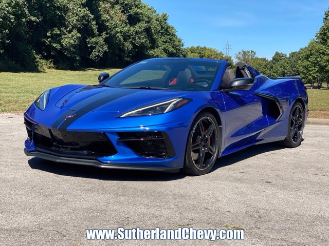 Used 2022 Chevrolet Corvette Stingray Premium Conv w/ Z51 Performance Package RWD image 3